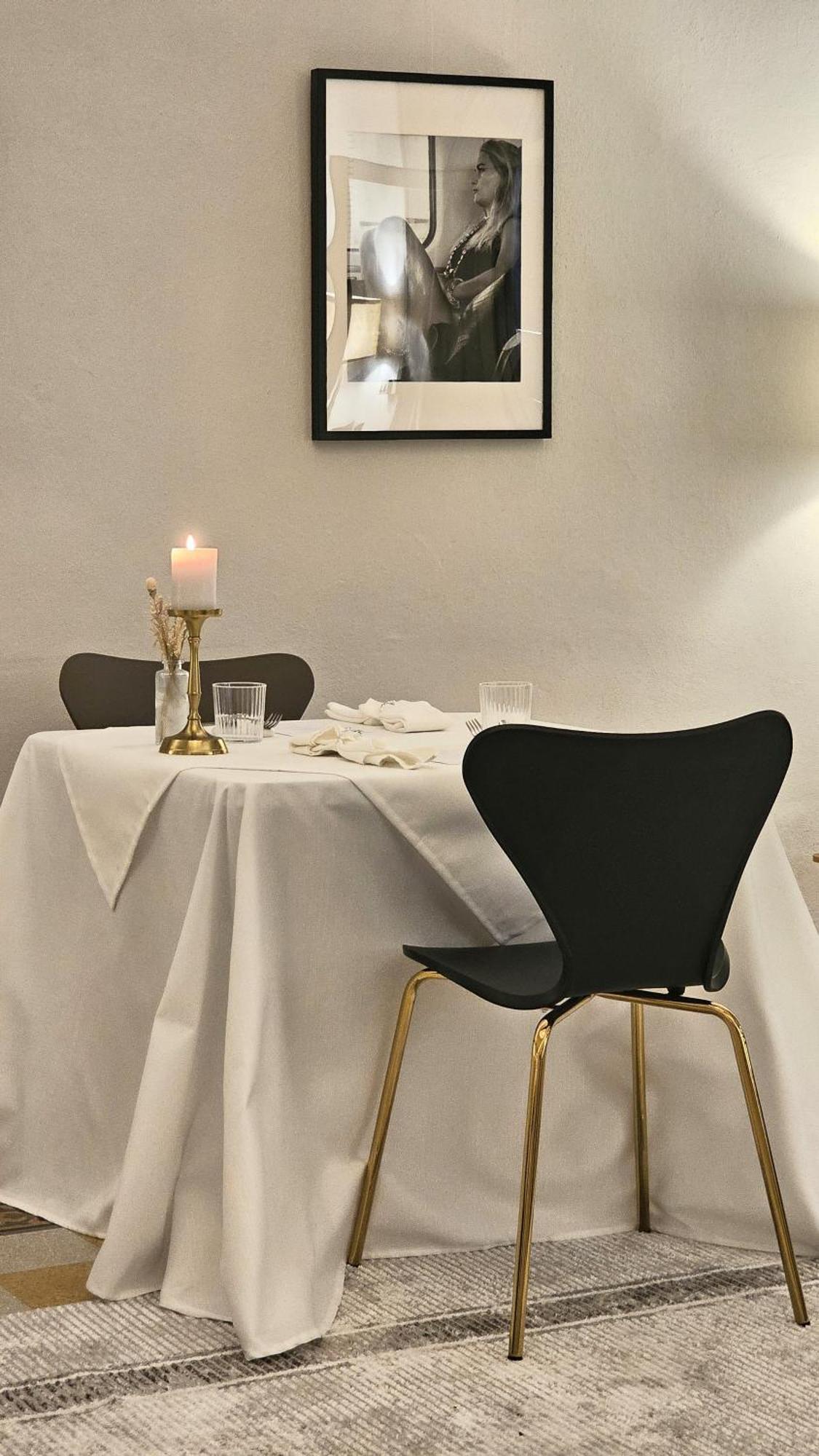 The Host Vandrehjem Parma Eksteriør billede